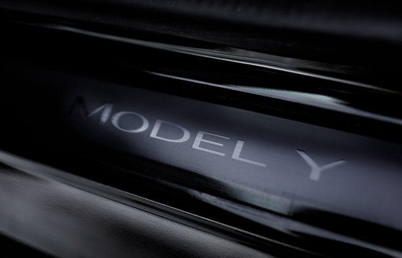 Tesla Model Y Standard